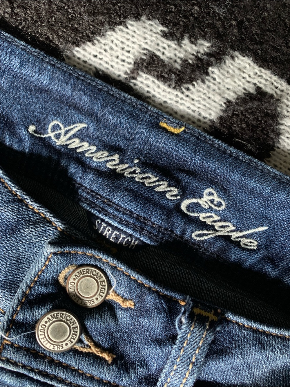 Low Rise Mini Shorts - Picture 4 of 4